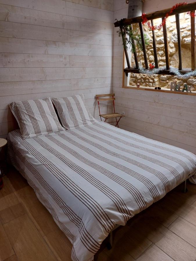 Les Gites De Laures Monblanc Luaran gambar